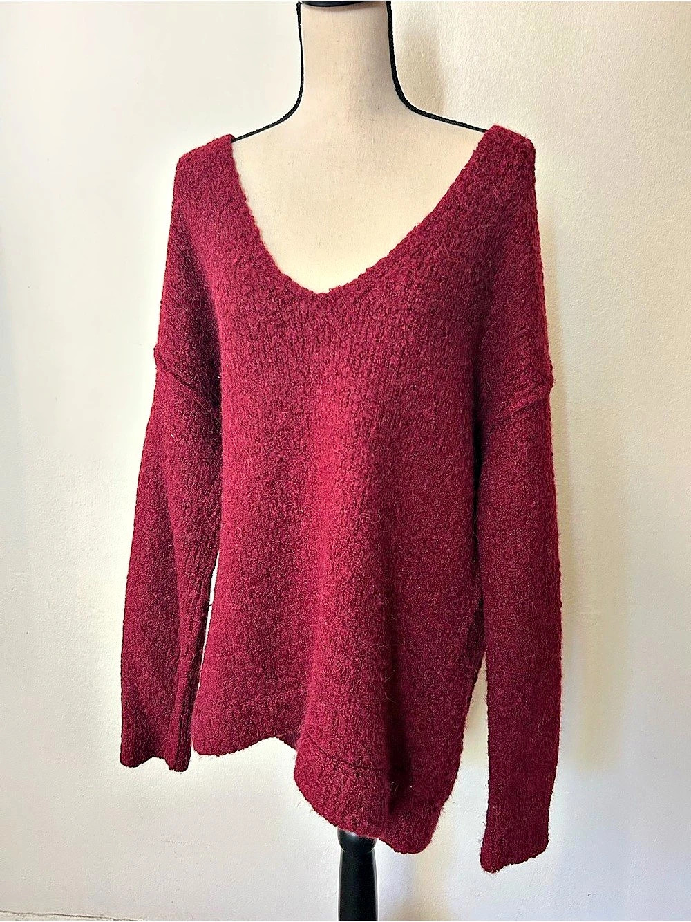 Free People See Me V-Neck Knit Pullover Red Medium Oversized
